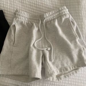 Aritzia shorts